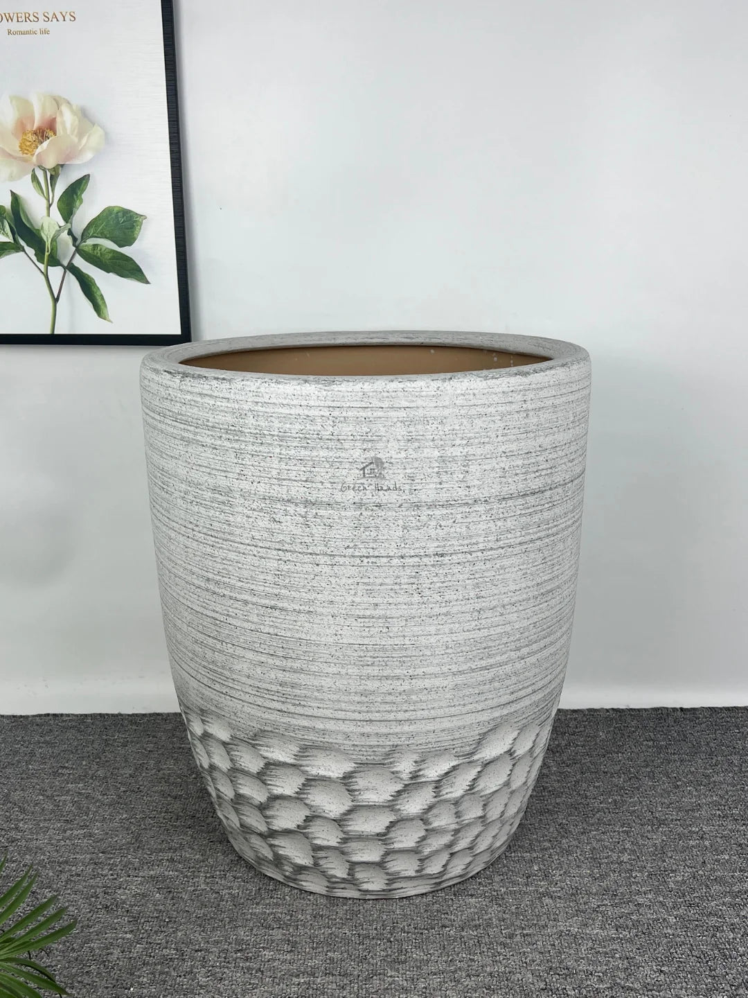 Modern Tall Ceramic Grey Honey Comb Pots: Elegance and Functionality Combined XL