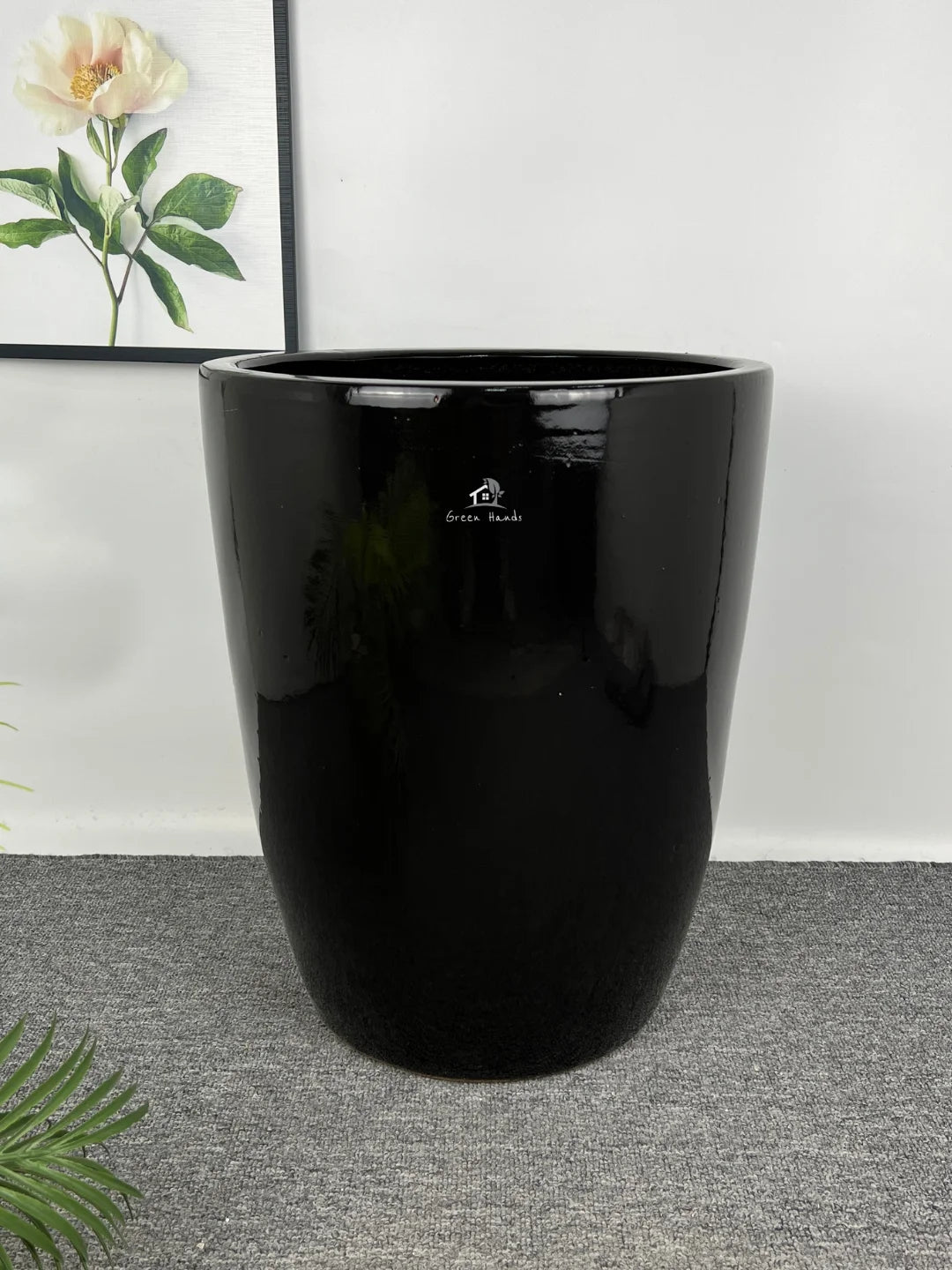 black shiny plant pots Tall Black Ceramic Pots