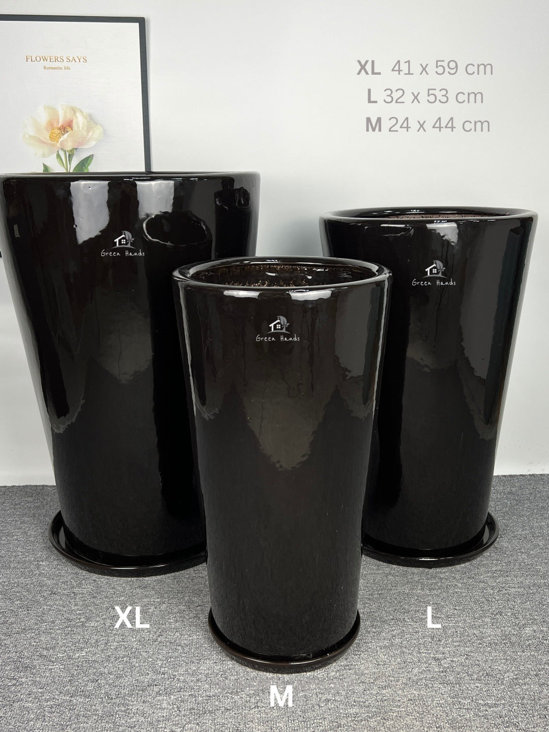 Elegant Black Ceramic Pots: Luxury in UAE Offices & Homes